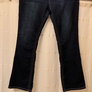 Women’s plus size jeans